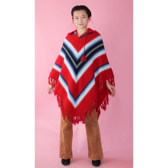 Vintage Accessories - VTG 1970s Boho Red Shawl